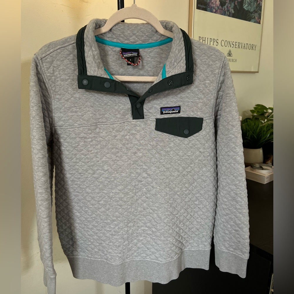 Patagonia Gray Quilted Snap Pullover